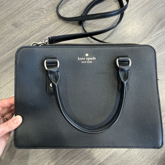 Kate Spade Crossbody Bag ♠️ - Picture 4 of 4